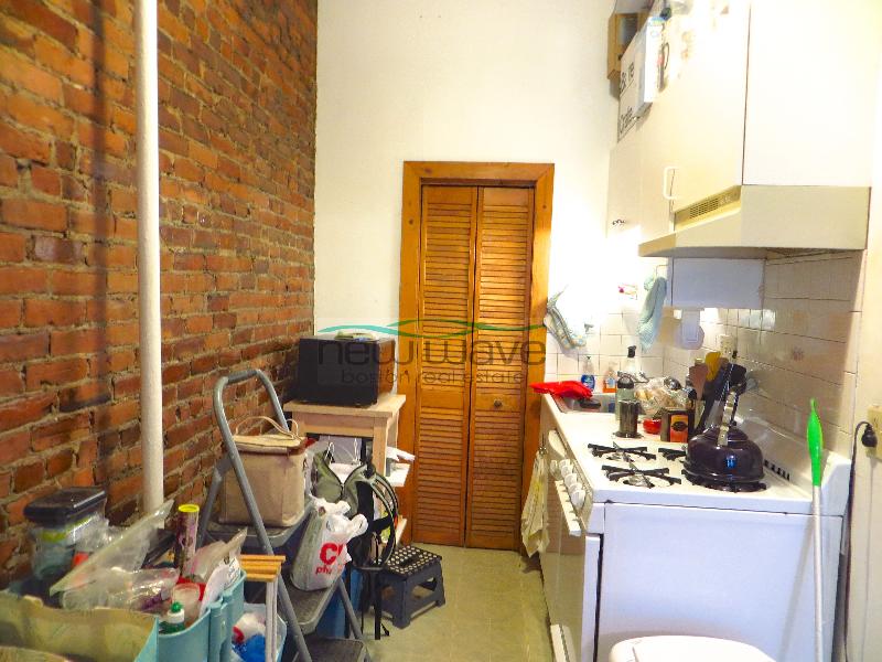 127 Saint Botolph St, Back Bay