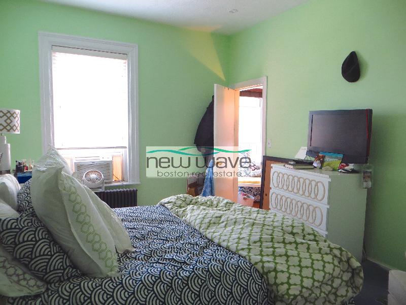 1 bed, 1 bath apartment for rent at 224 Commonwealth Ave Unit 9, Back Bay — photo 4 of 12
