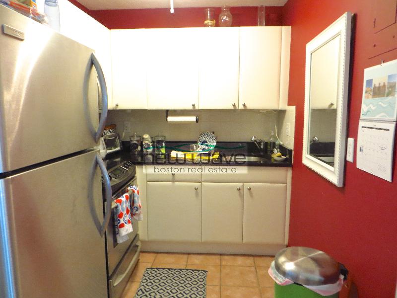 1 bed, 1 bath apartment for rent at 224 Commonwealth Ave Unit 9, Back Bay — photo 7 of 12