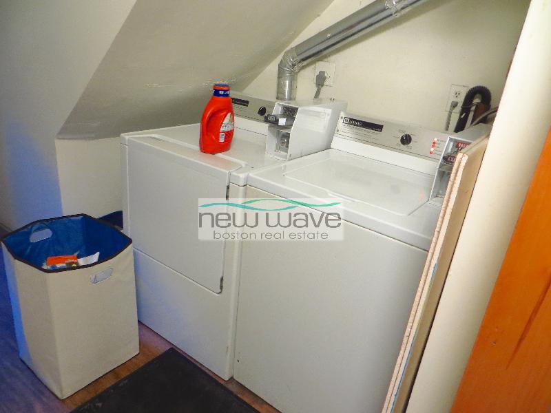 Studio bed, 1 bath apartment for rent at 224 Commonwealth Ave Unit 2, Back Bay — photo 2 of 11