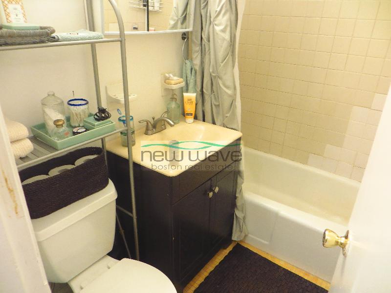 Studio bed, 1 bath apartment for rent at 224 Commonwealth Ave Unit 1, Back Bay — photo 12 of 12