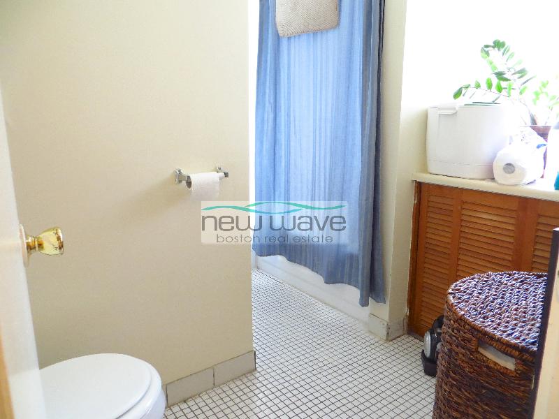 51 Queensberry St, Fenway