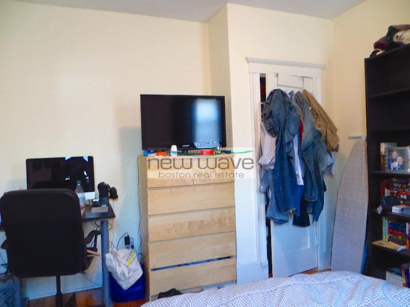 51 Queensberry St, Fenway