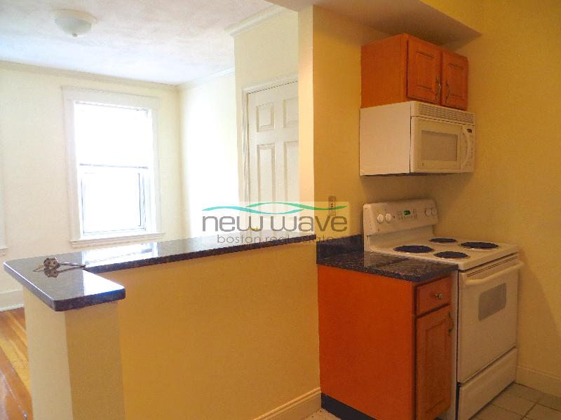 55 Queensberry St, Fenway