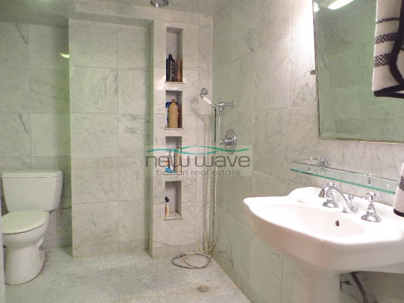 206 Commonwealth Ave, Back Bay