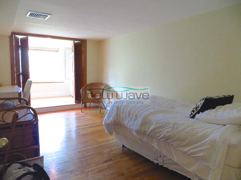 206 Commonwealth Ave, Back Bay