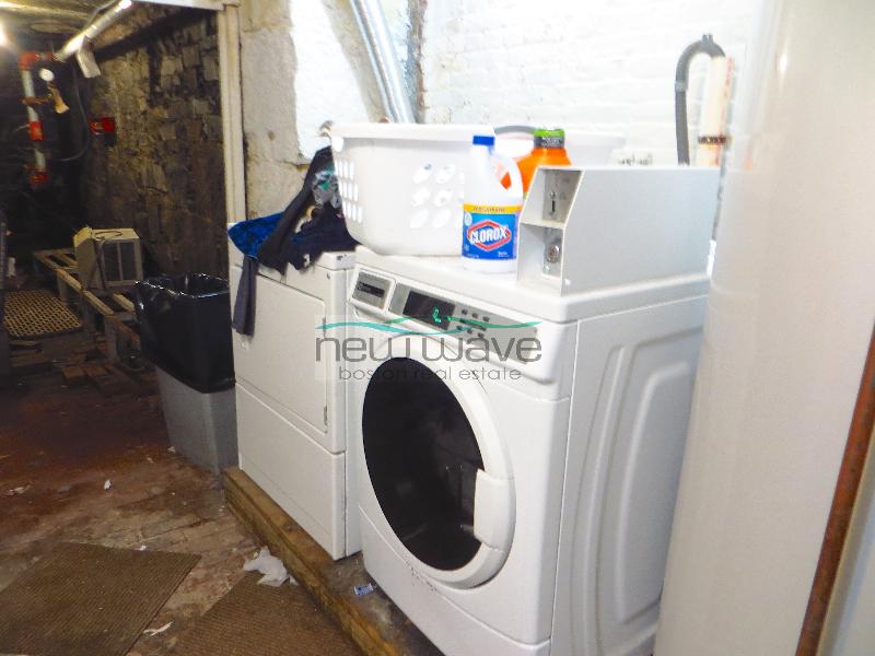 206 Commonwealth Ave, Back Bay