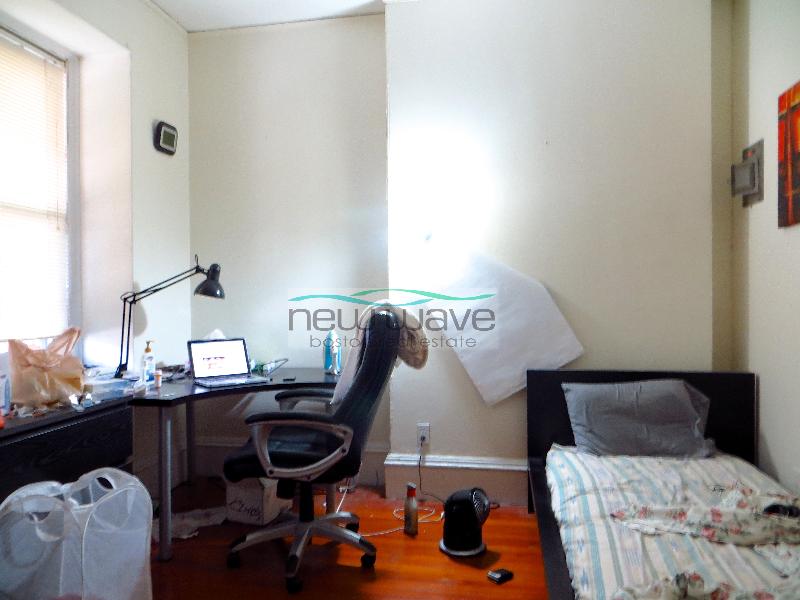 2 bed, 1 bath apartment for rent at 16 Hereford St Unit 5, Back Bay — photo 5 of 11