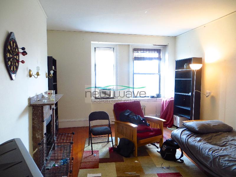 2 bed, 1 bath apartment for rent at 16 Hereford St Unit 5, Back Bay — photo 6 of 11