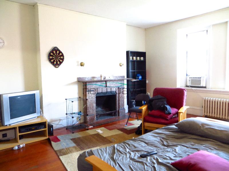 2 bed, 1 bath apartment for rent at 16 Hereford St Unit 5, Back Bay — photo 1 of 11