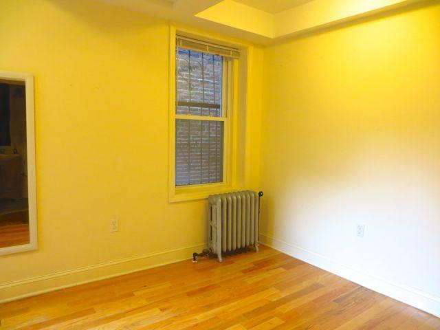 2 bed, 1.5 bath apartment for rent at 85 Phillips St Unit 1, Beacon Hill — photo 8 of 15