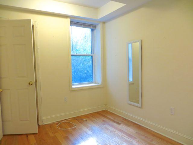 2 bed, 1.5 bath apartment for rent at 85 Phillips St Unit 1, Beacon Hill — photo 11 of 15