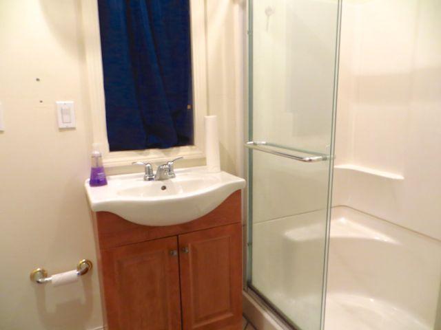 2 bed, 1.5 bath apartment for rent at 85 Phillips St Unit 1, Beacon Hill — photo 13 of 15