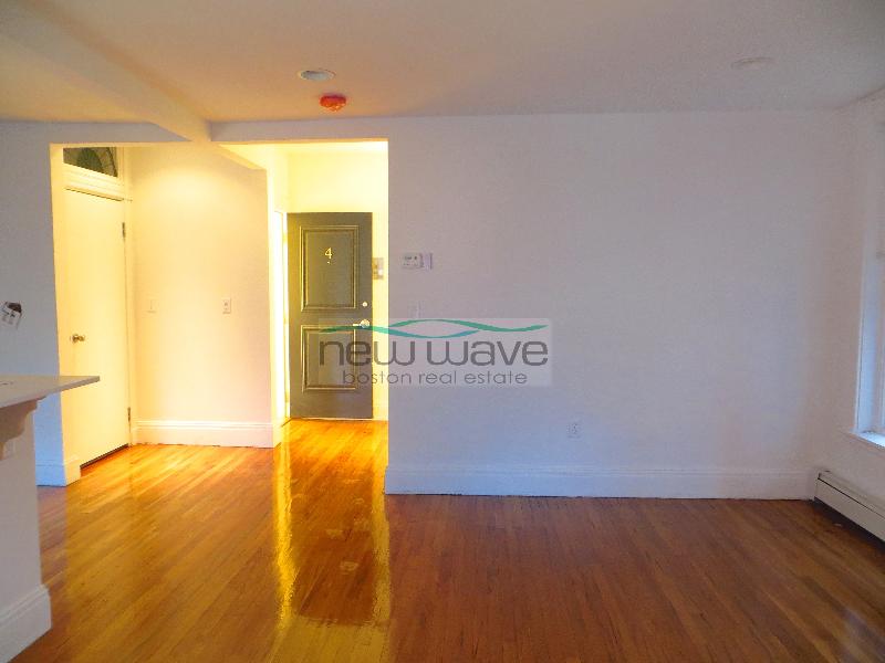 51 Massachusetts Ave, Back Bay