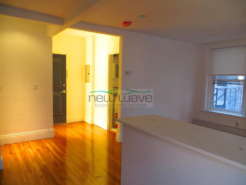 51 Massachusetts Ave, Back Bay