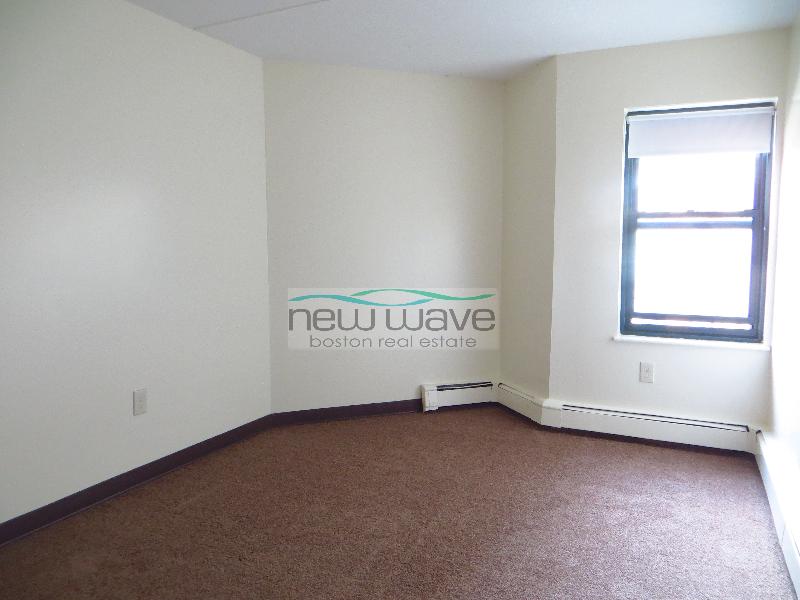 400 Massachusetts Ave, South End