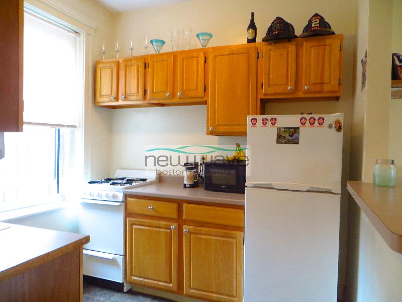 32 Queensberry St, Fenway