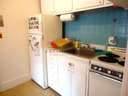 1 bed, 1 bath apartment for rent at 301 Marlborough St Unit 6, Back Bay — photo 8 of 14