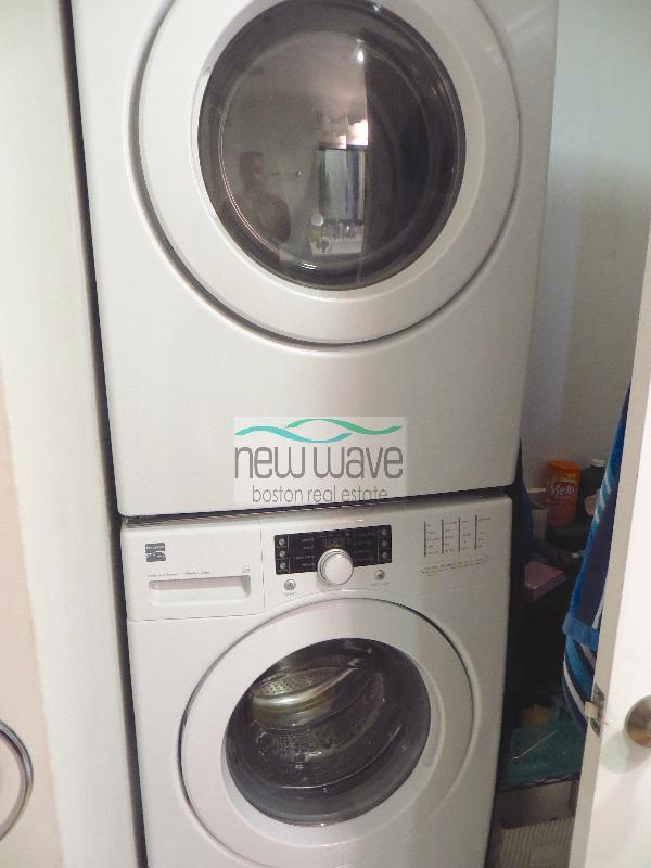 658 Massachusetts Ave, South End