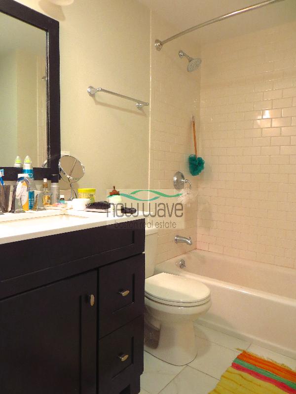 658 Massachusetts Ave, South End