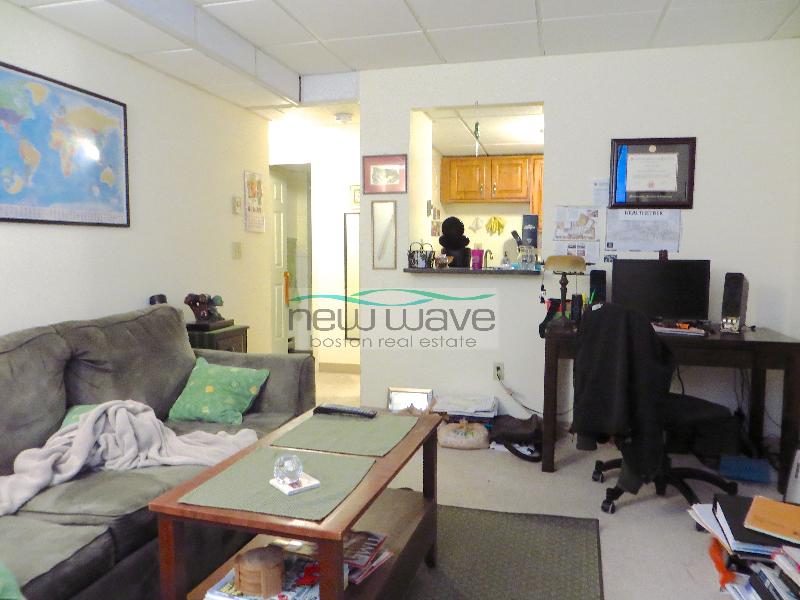 109 Queensberry St, Fenway