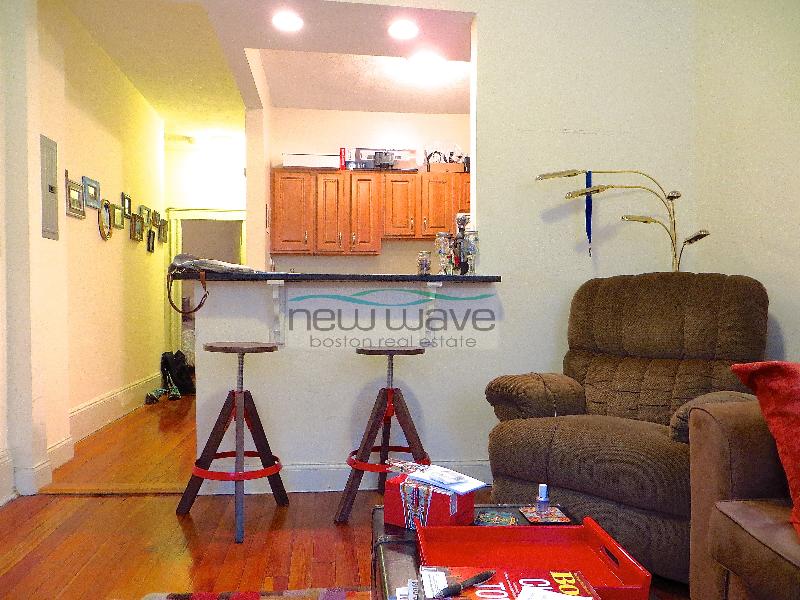 51 Queensberry St, Fenway