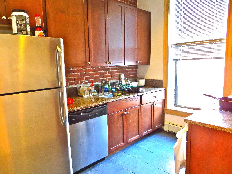 486 Massachusetts Ave, South Boston