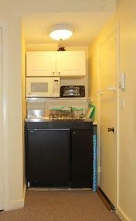 Studio bed, 1 bath apartment for rent at 14 Marlborough St Unit 101, Back Bay — photo 2 of 10