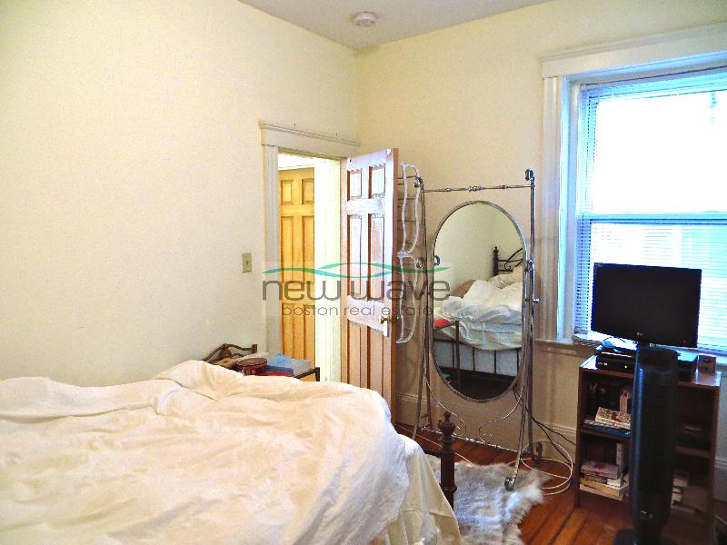 51 Queensberry St, Fenway