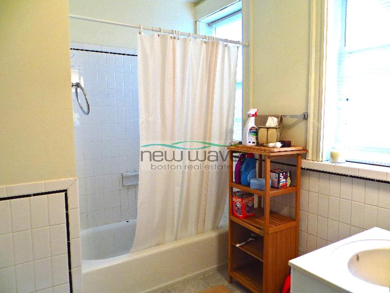 51 Queensberry St, Fenway