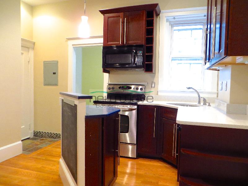 1111 Boylston St, Fenway