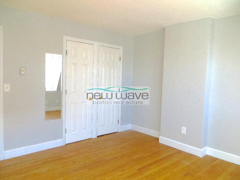 469 Massachusetts Ave, South End