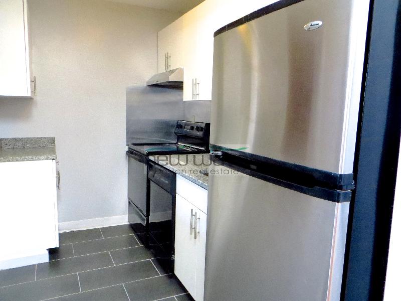 469 Massachusetts Ave, South End