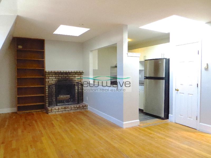 469 Massachusetts Ave, South End