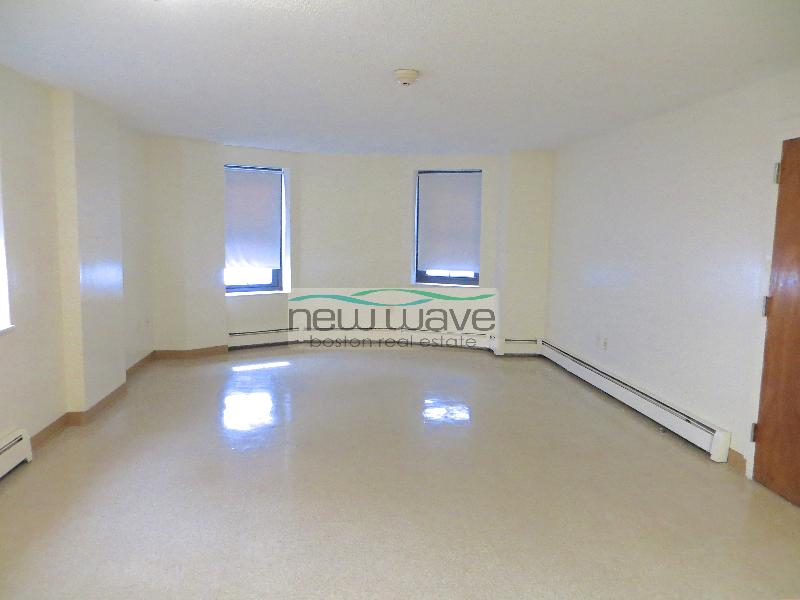2 bed, 1 bath apartment for rent at 586 Massachusetts Ave Unit 1, South End — photo 10 of 13