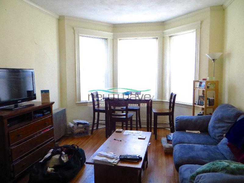 102 Queensberry St, Fenway