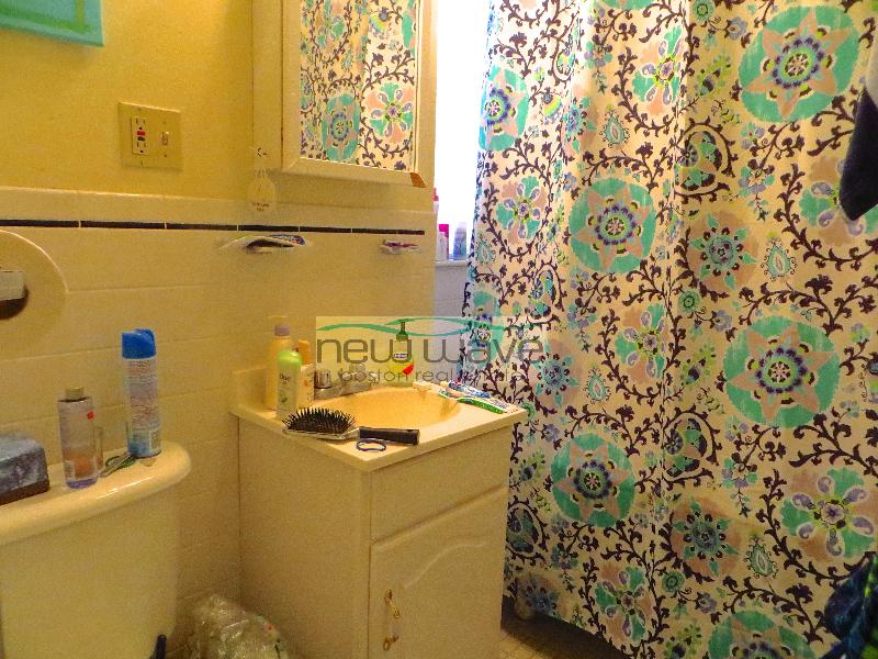 102 Queensberry St, Fenway