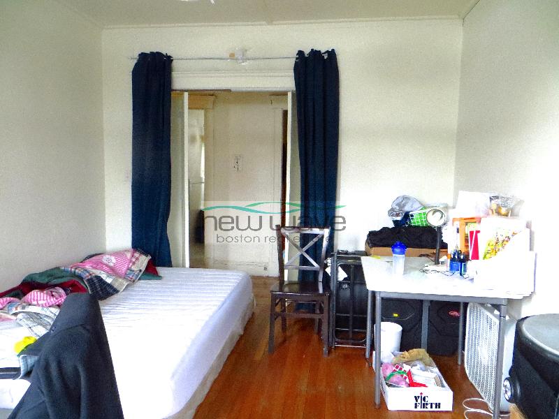 1175 Boylston St, Fenway