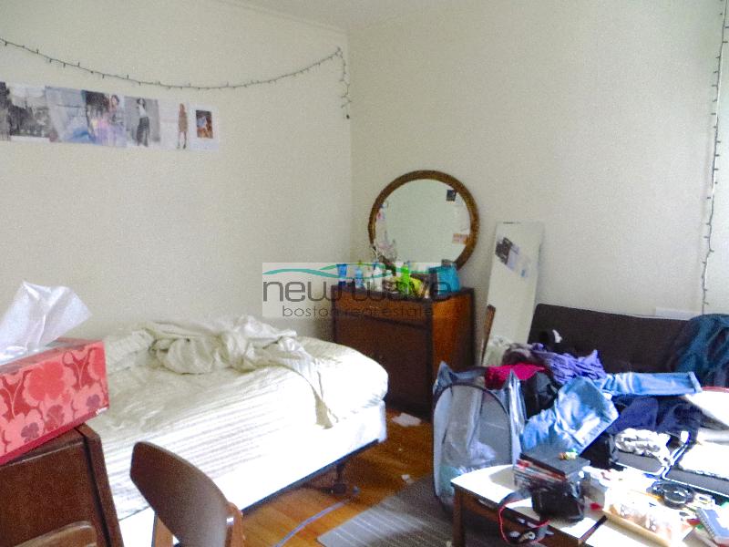 1175 Boylston St, Fenway