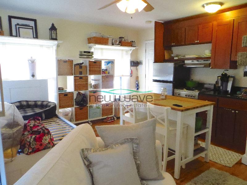 24 Joy St, Beacon Hill