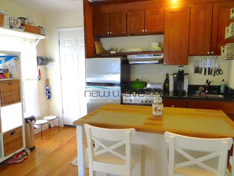 24 Joy St, Beacon Hill