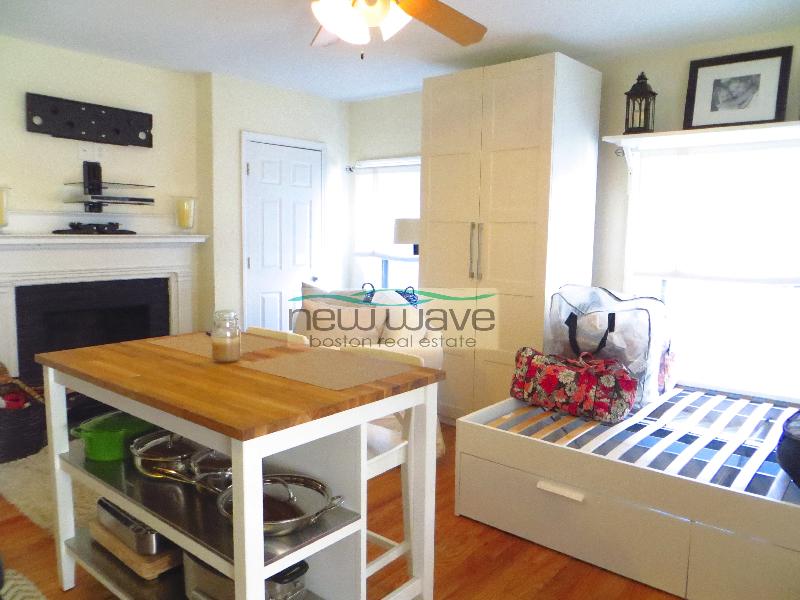 24 Joy St, Beacon Hill