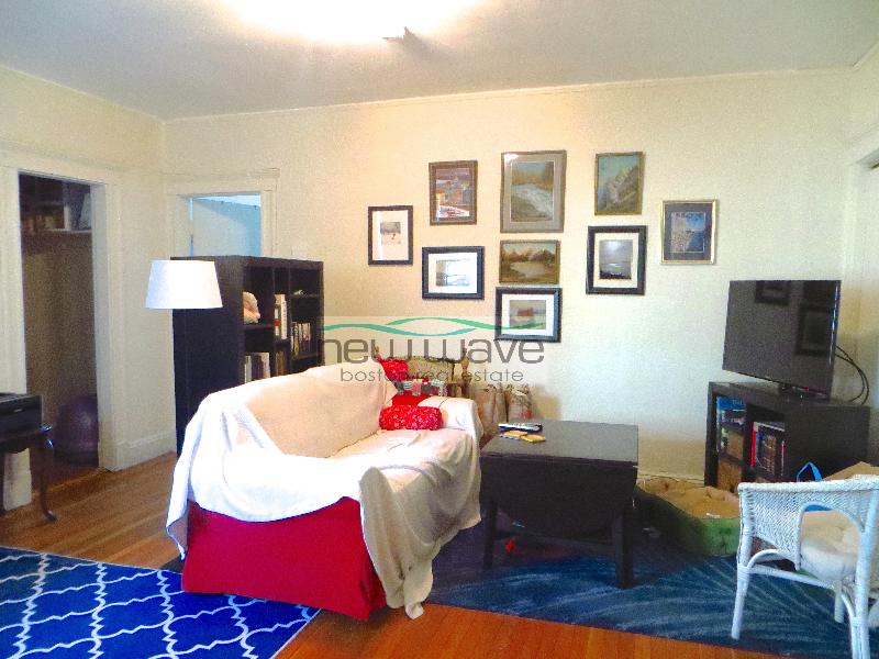 1171 Boylston St, Fenway