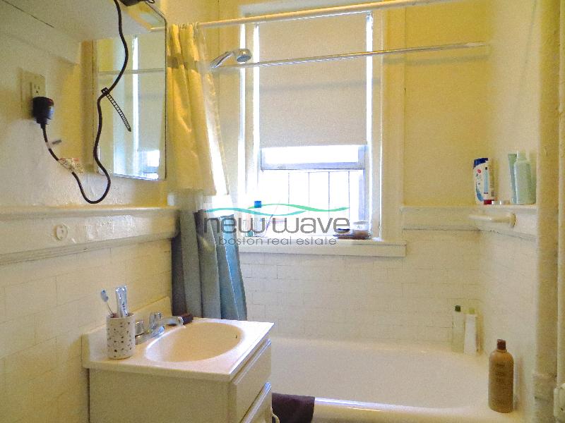 1171 Boylston St, Fenway