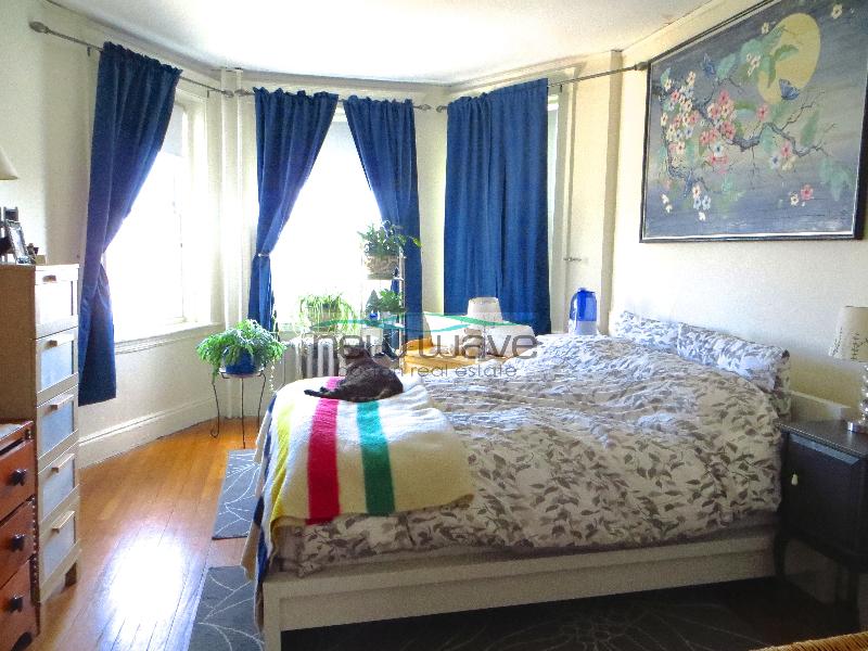 1171 Boylston St, Fenway