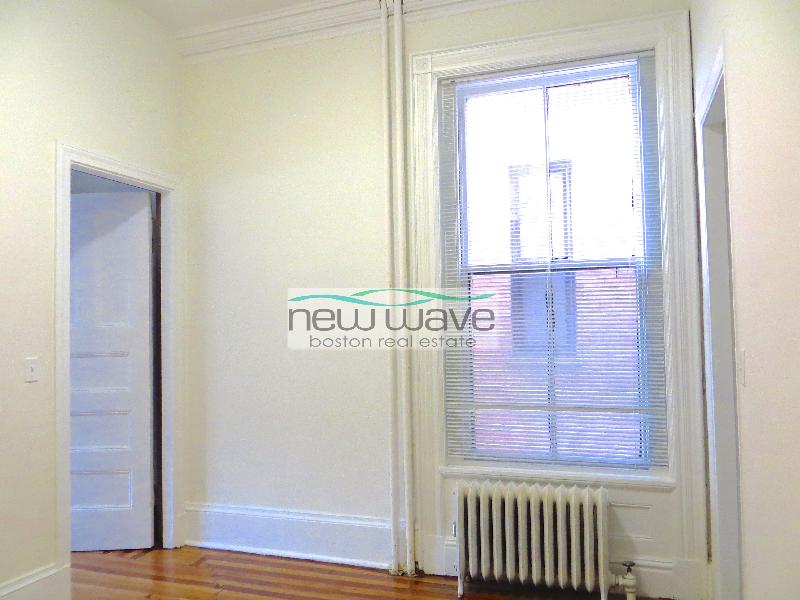 172 Commonwealth Ave, Back Bay