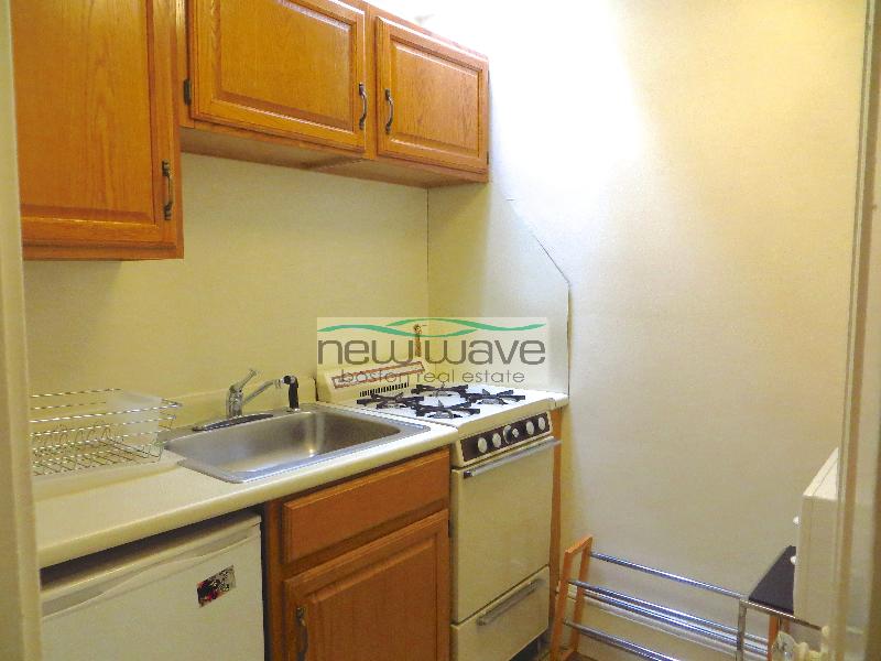 267 Newbury St, Back Bay