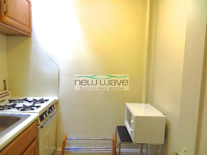 267 Newbury St, Back Bay