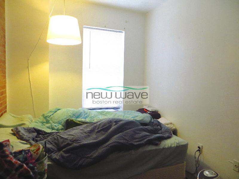 1 bed, 1 bath apartment for rent at 47 Hemenway St Unit 6, Fenway — photo 4 of 9
