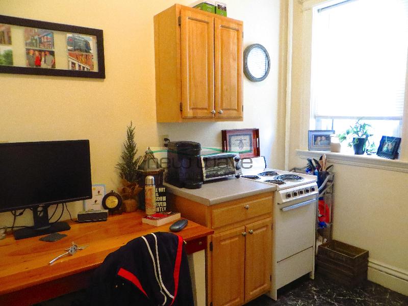 120 Peterborough St, Fenway